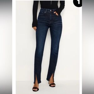 Good American Classic Slim Jeans in Dark Blue